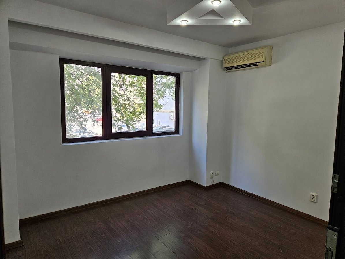 Apartament 3 camere decomandat pe Octavian Goga 23 bl. M106 — 4