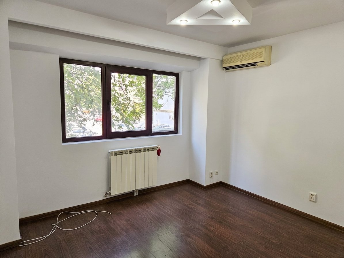 Apartament 3 camere decomandat pe Octavian Goga 23 bl. M106 — 5
