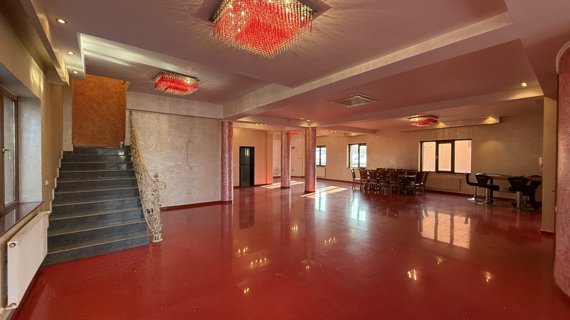 Vila premium, Eroii Revolutiei, Bulevardul Pieptanari — 4