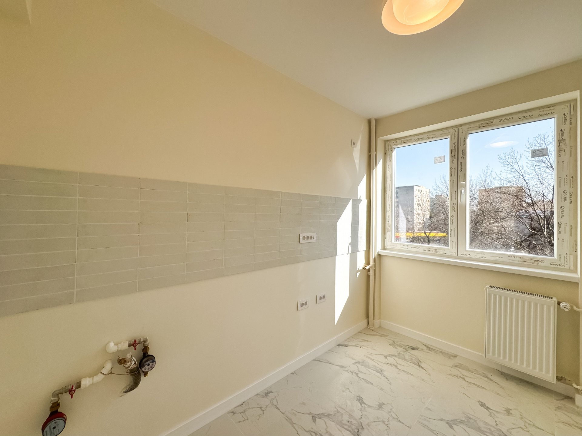 Apartament Premium, Complet Renovat | 1 Minut Metrou Favorit | 0% Comision  — 4