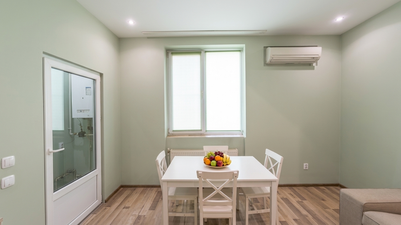 Apartament 2 camere, parter, curte comună închisă, ultracentral — 4